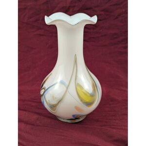 Vintage Art Glass Vase by‎ DALIAN & Co Snowflakes Design 9in Tall Swirls